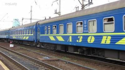 Жестоко избитая пассажирка поезда Мариуполь-Киев сумела вырваться из лап насильника
