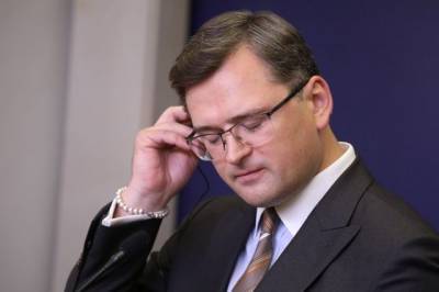 Глава МИД Украины назвал правильным решение не разрывать дипотношения с РФ