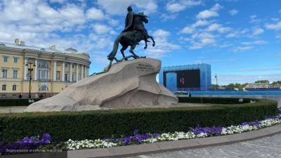 Общественные пространства и дворы Петербурга планируют благоустроить до конца 2020 года