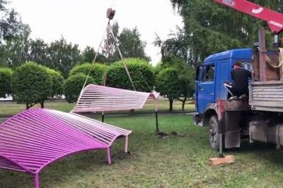 В Екатеринбурге демонтировали арт-объект про протесты из-за храма