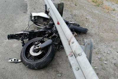 Девушка на Дворцовском тракте погибла во время нелегальной гонки мотоциклистов