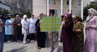 Медработникам больницы в Шамилькале объявлен выговор после акции протеста