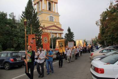 Липецкие православные просят Игоря Артамонова разрешить Крестный ход