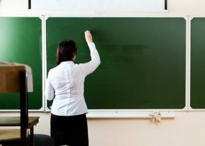 Нововведения: со следующего года в российских школах появятся «учителя-наставники».