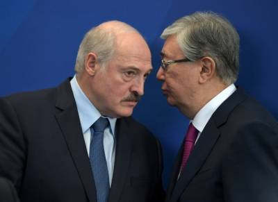 Касым-Жомарт Токаев поздравил Александра Лукашенко с победой на выборах