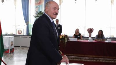 Лукашенко сделал первое заявление после выборов президента Белоруссии