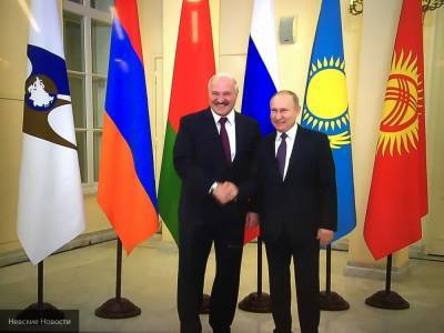 Президент РФ поздравил Лукашенко с победой на выборах