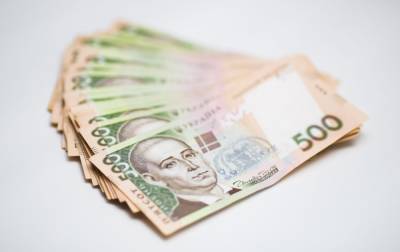 НБУ обязал все банки принимать значительно изношенные банкноты