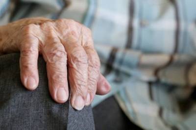 Сотрудники одного из ивановских банков помогли пенсионеру не стать жертвой мошенников