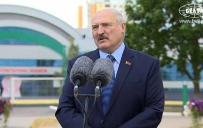 Лукашенко высказался о протестах: «Возможно, расчет на то, что меня пристрелят»