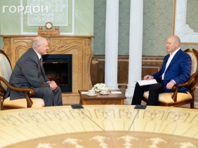 "Крым Россия не вернет, но Донбасс ей не нужен": Лукашенко дал большое интервью Гордону