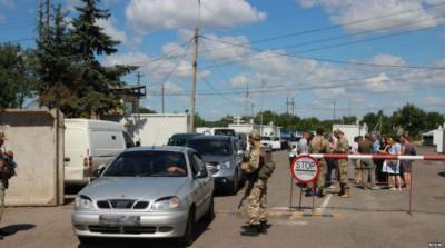 Пассажиропоток через пункты пропуска на Донбассе увеличился вдвое