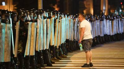 МВД Белоруссии: 3 тысячи задержанных, 100 пострадавших, погибших нет