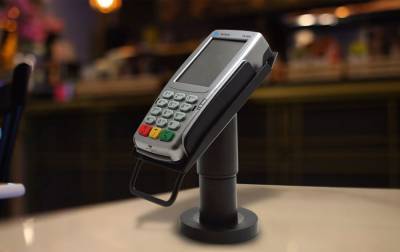 В Украине начали работать биометрические платежные POS-терминалы
