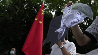 Китай ввел санкции против американских законодателей в связи с Гонконгом