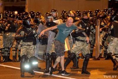 «К 2 часам ночи все было кончено» — депутат из Армении о протестах в Минске