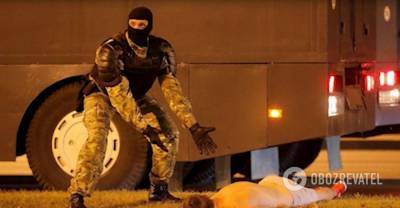 Избитый ОМОНом в Минске мужчина выжил: появилось показательное видео с силовиками | Мир | OBOZREVATEL
