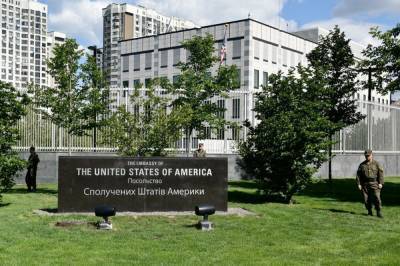 Посольство США в Украине сообщило о возобновлении выдачи виз для студентов