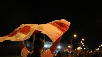 Беларусь: людей по всей стране призывают выходить на улицу в 19 часов