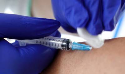 Фармкомпании призвали Минздрав не торопиться с запуском вакцины от коронавируса