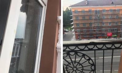 “Плакать хочется”. Рабочие загадили окна квартир, пока красили фасады в Петрозаводске