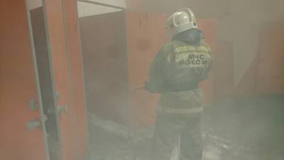 В Екатеринбурге в ТРК «Комсомолл» загорелся туалет