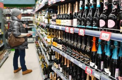 В России зафиксировали падение спроса на алкоголь