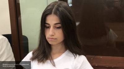 Суд в Москве начал закрытое рассмотрение дела младшей из сестер Хачатурян