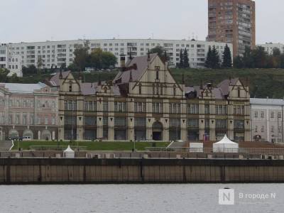 20% исторической плитки заменят на фасаде здания бывшей фабрики «Маяк» в Нижнем Новгороде