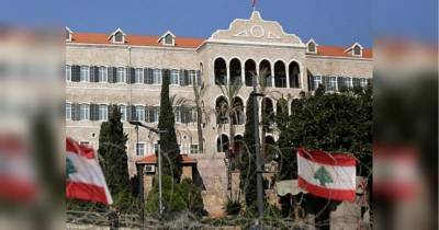 В Ливане после взрывов и массовых протестов правительство уходит в отставку