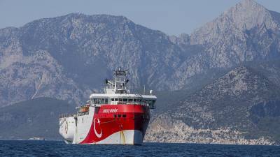 Морской спор Анкары и Афин: "угроза миру"