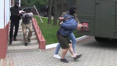 МИД надеется на скорое освобождение задержанных под Минском россиян