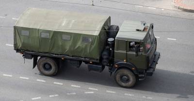 В Минск стянули новую военную технику - фото, видео