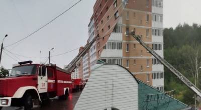 Спасатели лезли через окно: подробности пожара на Фрунзе
