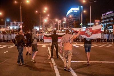«Украинские братки еще долго будут бузить на белорусских улицах» — Политолог Елена Пономарева о ситуации в Белоруссии