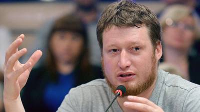 Трое освобождённых в Минске российских журналистов прибудут на родину во вторник