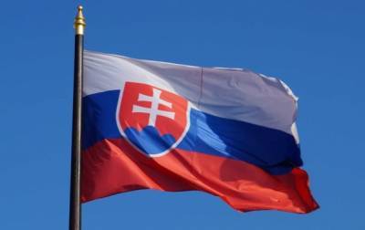 Словакия выслала трех сотрудников посольства России
