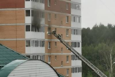 Из-за неисправного холодильника в Ярославле сгорела квартира