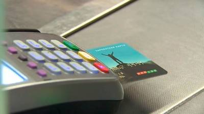 Эксперт назвал угрозу при расплате банковской картой