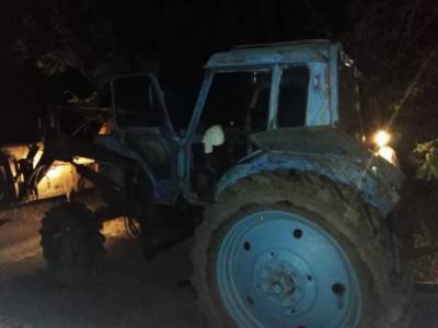 В Воронежской области столкнулись мотоцикл и трактор — пострадал байкер