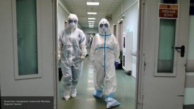 Медики выявили 4 945 новых случаев коронавируса в РФ за последние сутки