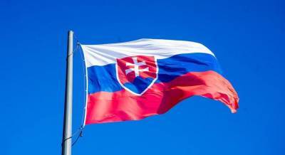 Словакия выдворила трех российских дипломатов - СМИ