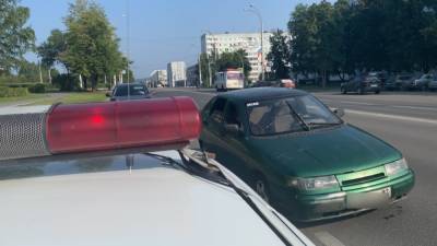 В Кемерове пьяный мужчина угнал автомобиль и совершил ДТП