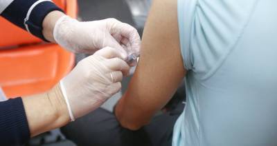 Первая зарегистрированная вакцина от коронавируса получила название "Спутник V"