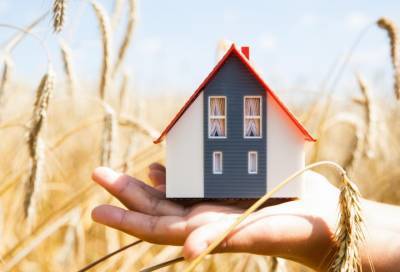 С марта более 800 человек получили «сельскую ипотеку» на покупку жилья в Ленобласти