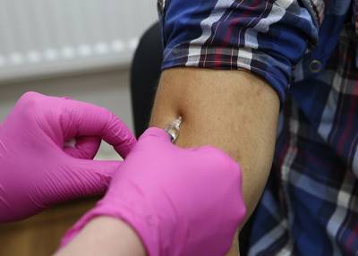 Исследование с охватом 2 тыс человек проведут после регистрации вакцины от COVID-19