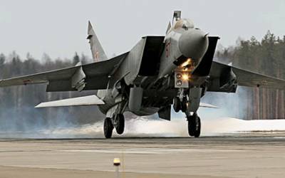 Российские истребители МиГ-31 перехватили беспилотник США над Чукотским морем