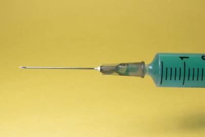 Попова призвала начать новый учебный год с проведения вакцинации от гриппа