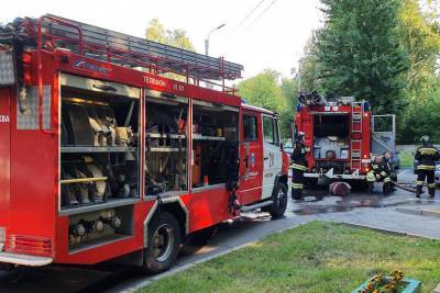 Пять человек спасли из горящего дома в Гольянове