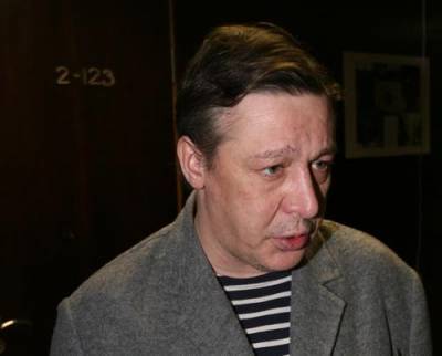 Актеру Михаилу Ефремову вызвали скорую помощь в суд